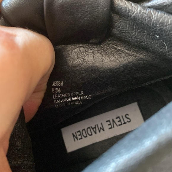 Black Steven Madden 3 1/4” heel boots used good condition - Picture 4 of 10